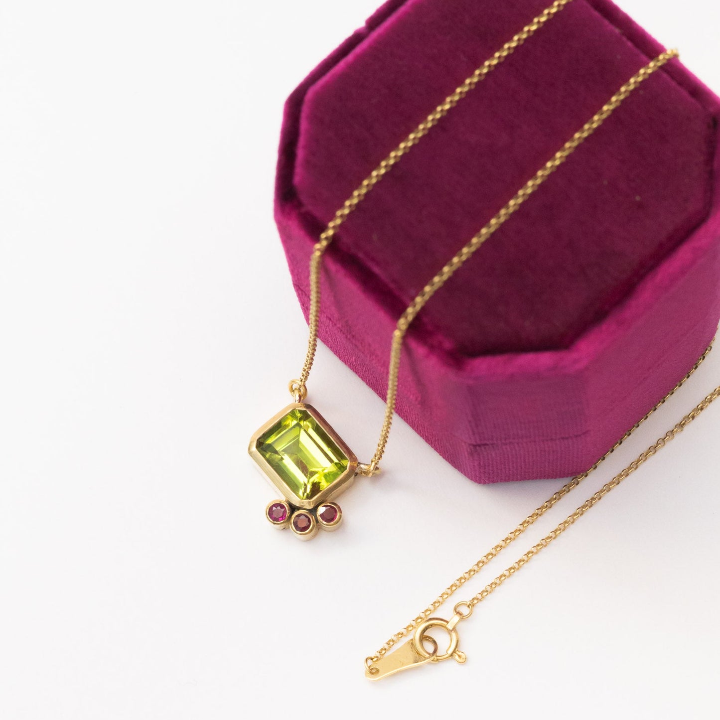 Collar Peridoto + Rubí OA