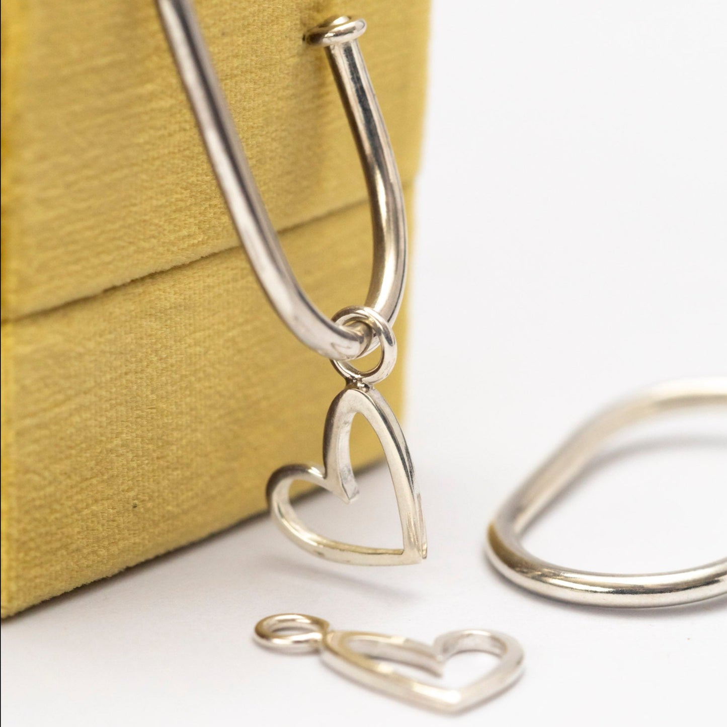 Aro Oval + Colgante Corazón plata