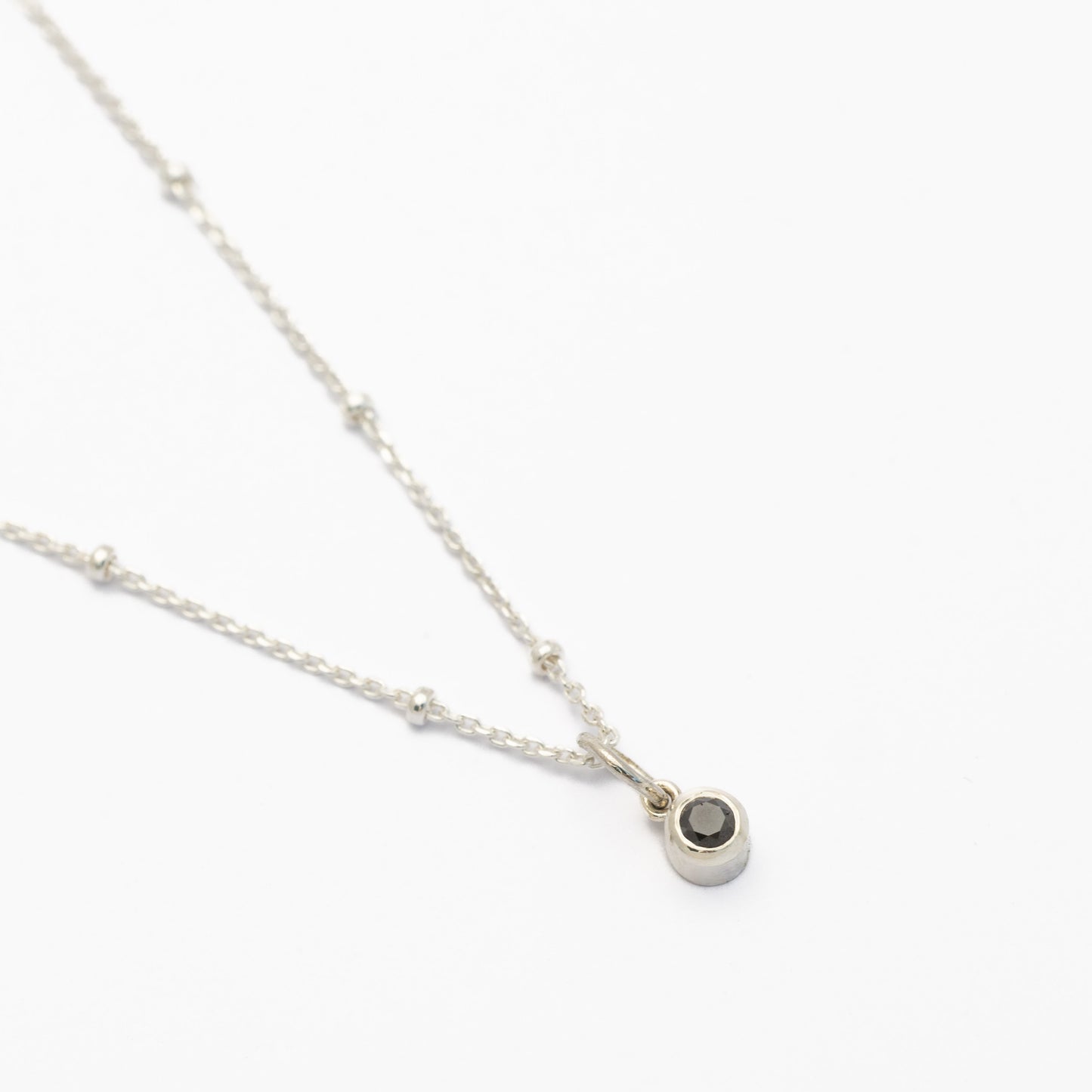 Punto de Luz Diamante Negro