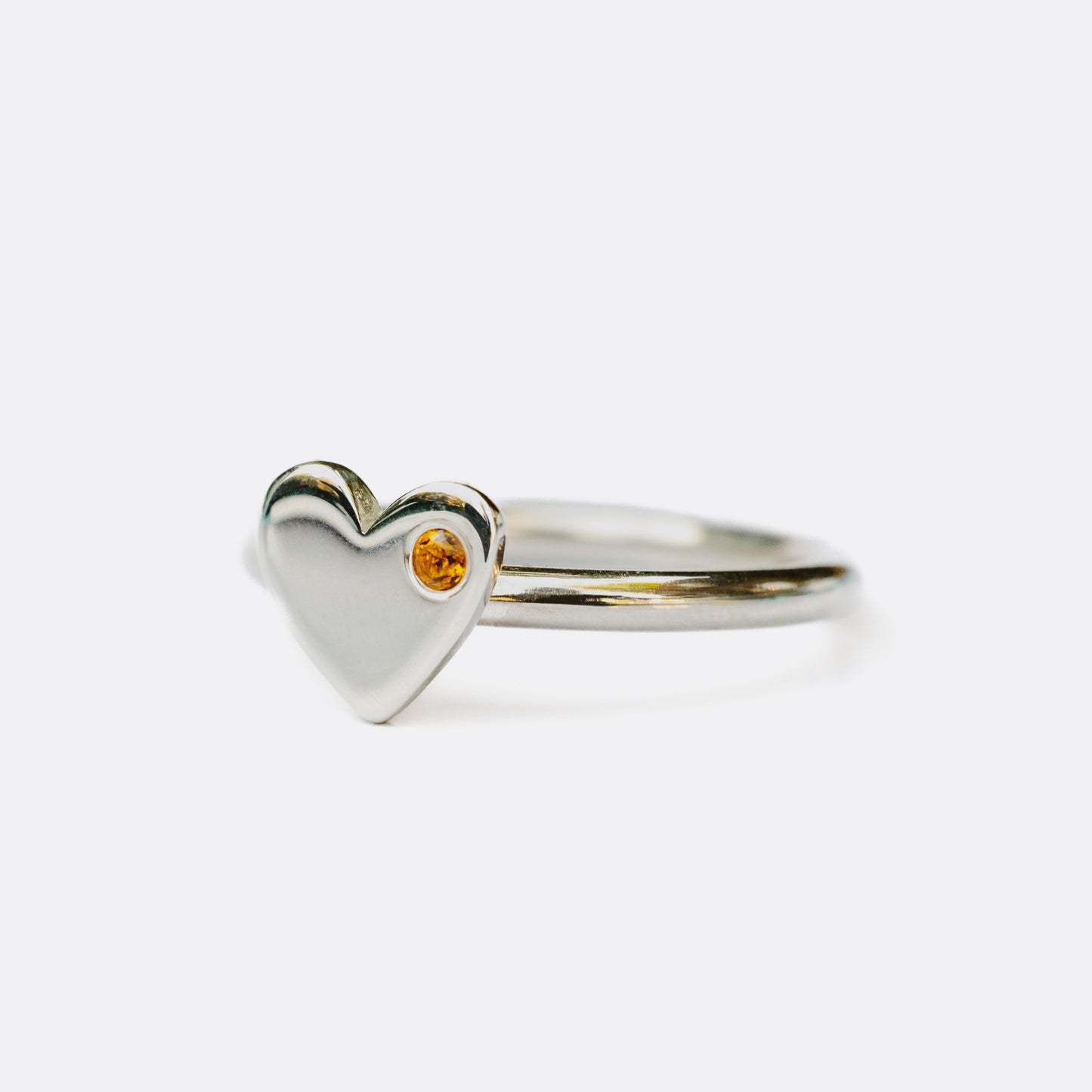 Anillo Corazón plata  + topacio citrino