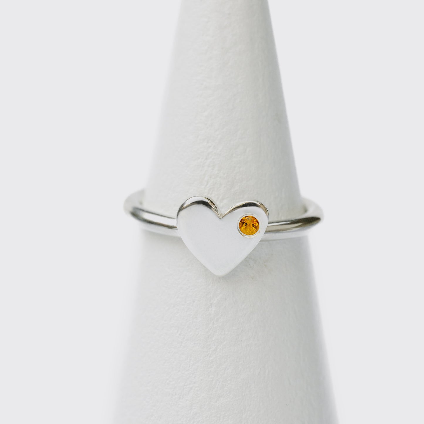 Anillo Corazón plata  + topacio citrino