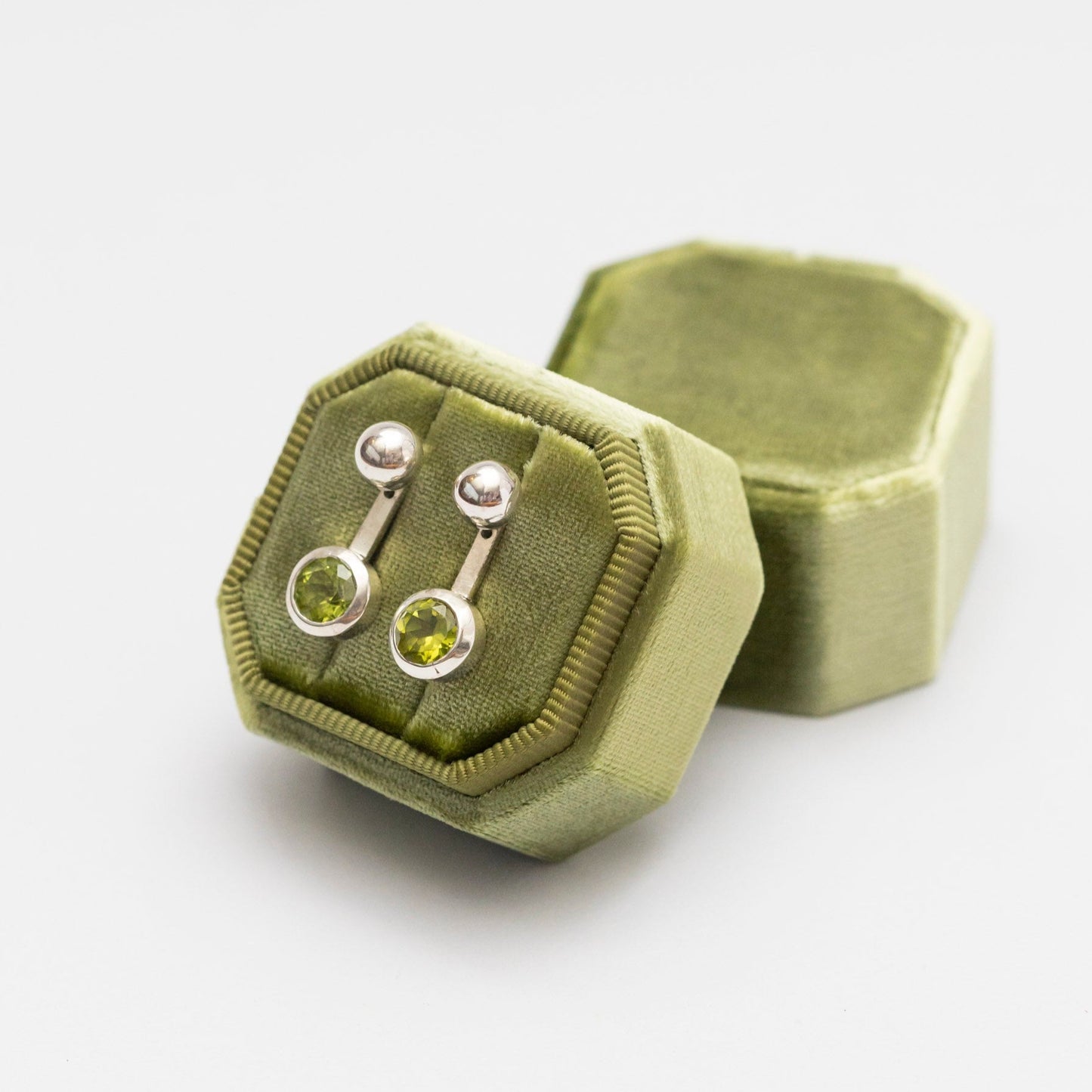 Ear Jackets Peridoto plata