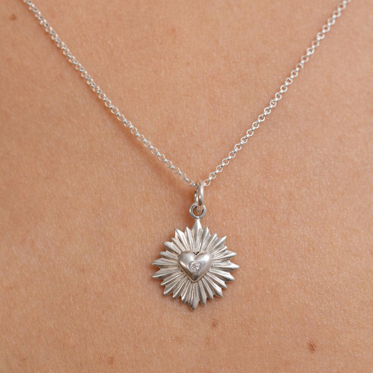 Collar Corazon Rayos + Diamante plata