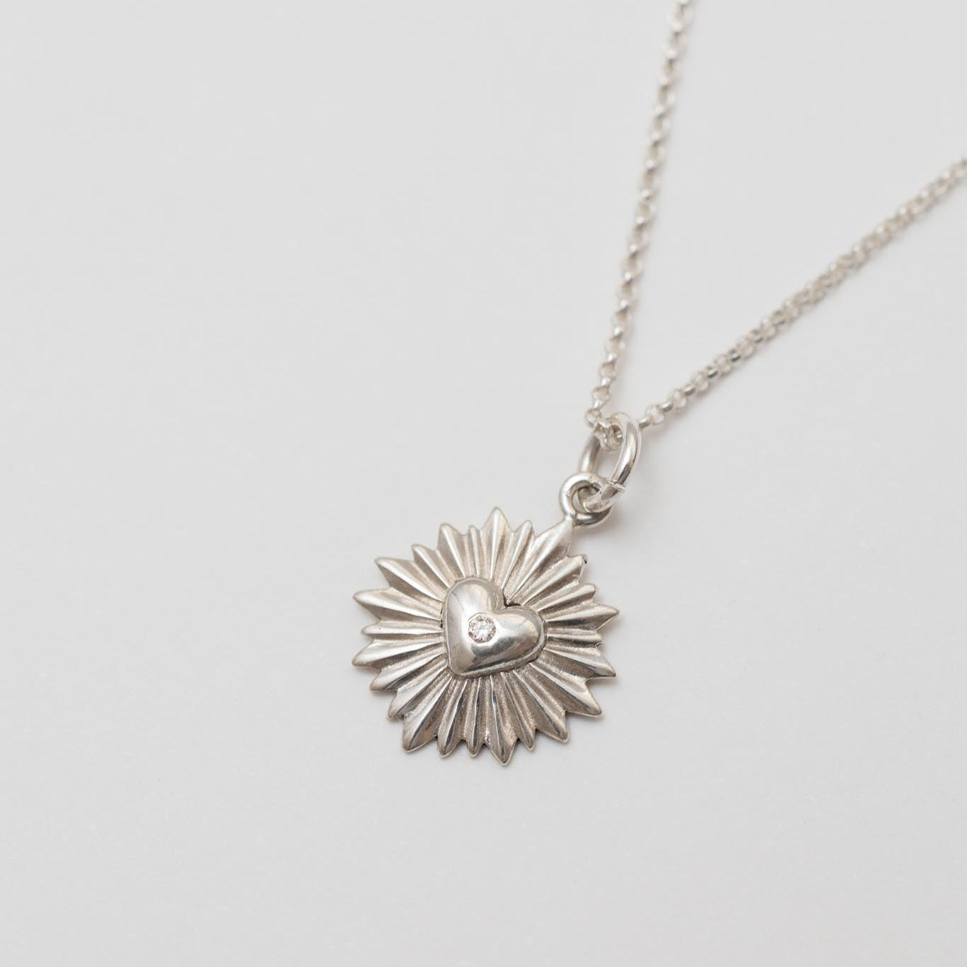 Collar Corazon Rayos + Diamante plata