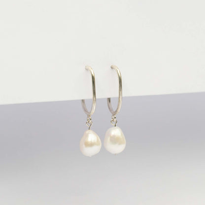 Mini Hoop Oval + Colgante Perla plata