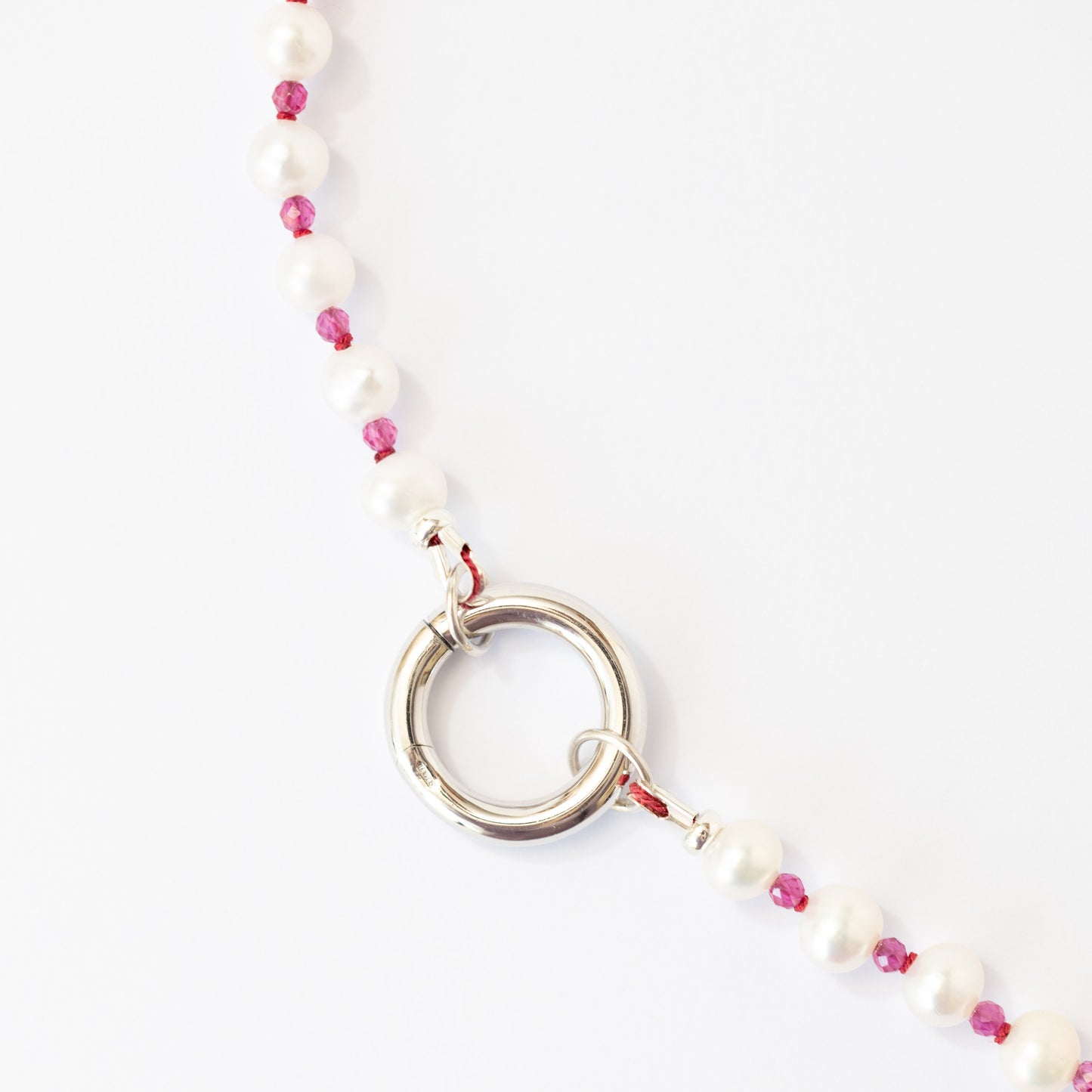 Collar de Perlas y Rubi + Broche Redondo plata