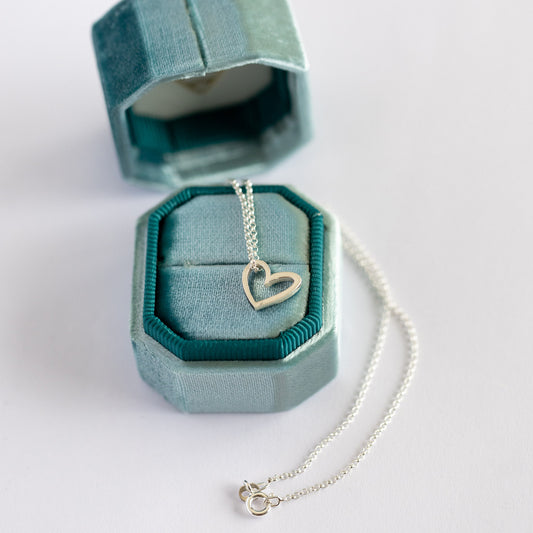 Collar Corazón Calado plata